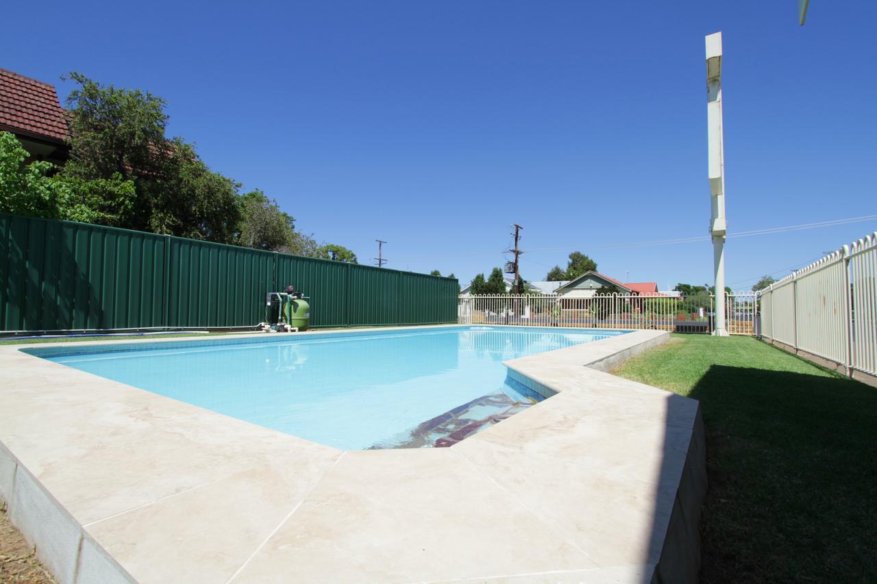 Atlas Motel Ντούμπο Εξωτερικό φωτογραφία